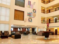The Atrium On The Greens 4*