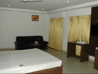 Hotel Royal Residency 
