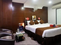OYO Apartments Cyber Towers 