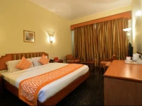 OYO Premium Lakdi Ka Pul Regency 
