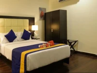 OYO Premium Raheja Mind Space Circle Hitech City 