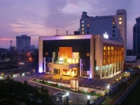 Gokulam Park Hotel & Convention Centre 