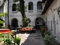 Old Courtyard Hotel 