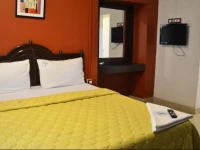Hotels Seven Roads Grand Inn 