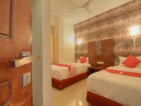 Hotel Vels Grand Inn 