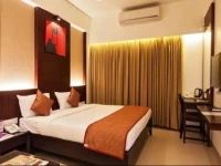 Vista Rooms At Kadamwadi Road 