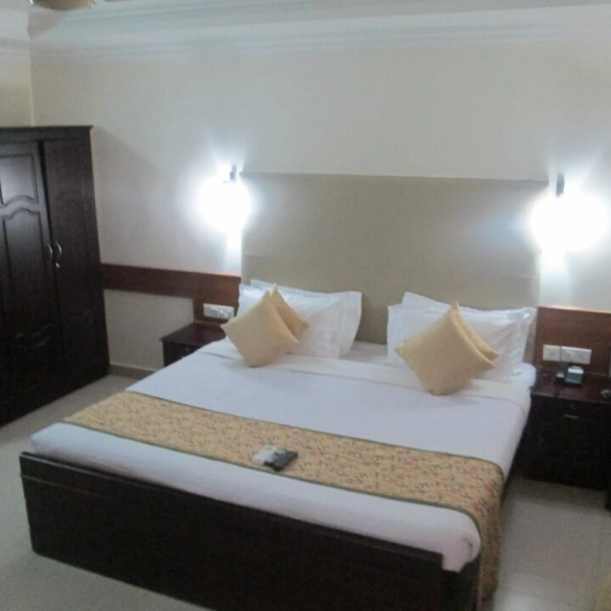 Paray Village County 3*