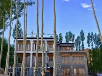 Heschuk Guest House 