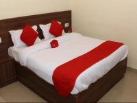 OYO Rooms Ludhiana Railway Station Clock Tower 
