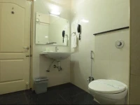 Hotel Saratharajans 