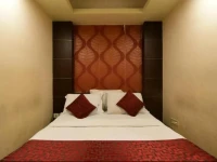 Hotel Shastri Paradise 