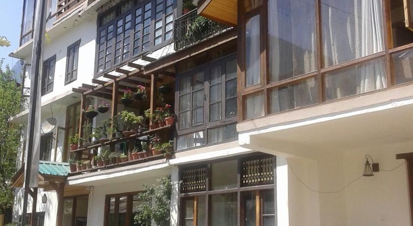 Guest House Sunflower 