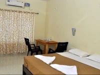 Majhi Hotel 