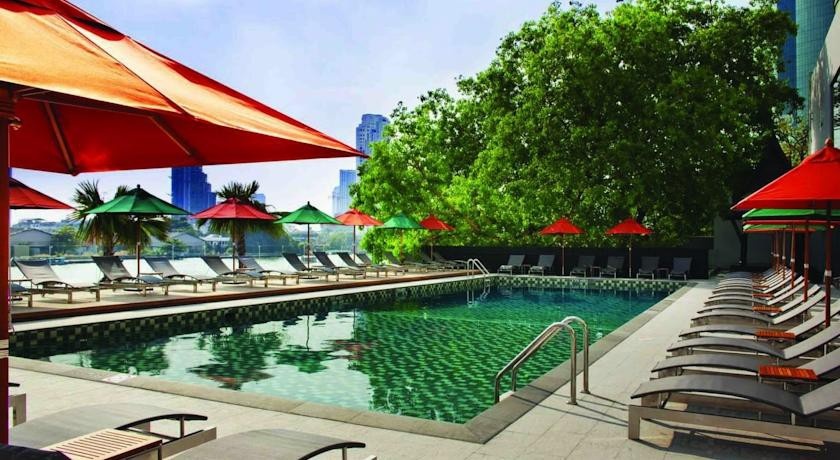 Laurent & Benon Suites - Santacruz East