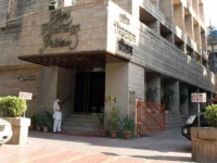 Hotel Midtown Pritam 