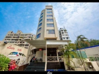 Lucky Hotel Goregaon 