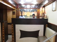 Vista Rooms at Chembur Station 