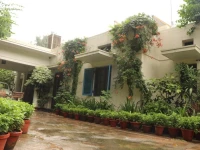 Lutyens Bungalow 2*