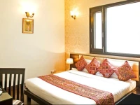 FabHotel Connaught Place 