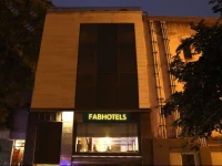 FabHotel Karol Bagh II 