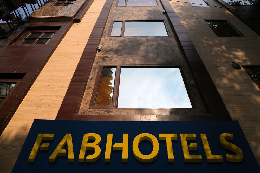 FabHotel Karol Bagh Main Market 