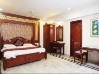 OYO Premium Select City Saket 