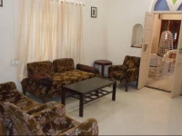 Shades Hotel 