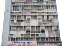 HOTEL BLUEMOON 