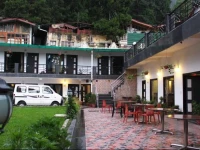 OYO Rooms Tiffin Top Road 