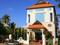 Regant Lake Palace Hotel 