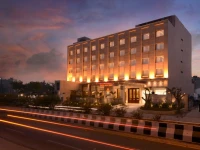 Park Ascent 4*
