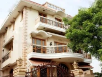OYO Rooms Noida Sector 43 