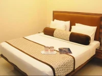 OYO Premium P&M Mall Patna 