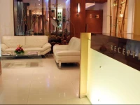 Le Royce Hotel 