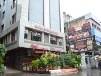 OYO Premium Bal Gandharva JM Road 