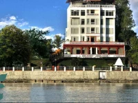 Ganga Kinare - A Riverside Boutique Hotel 