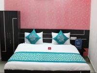 OYO Rooms Near Mansarovar Garden 