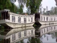 Butts Clermount Houseboat 