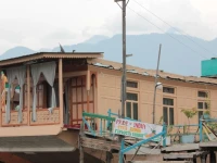 Houseboat Pride of India 2*
