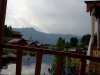Boat House Robinhood 