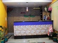 Hotel Pine Yard 