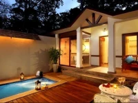 Thekkady Carmelia Haven Resort 