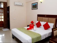 OYO Rooms Pattom Marappalam Road 