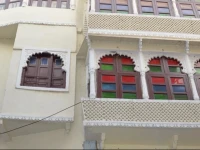 Lake View Paying Guesthouse 