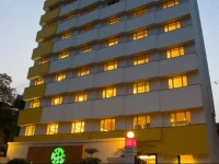 Lemon Tree Hotel, Vadodara 