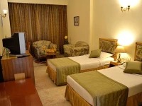 Hotel Meraden Grand 
