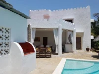 Latannas House 