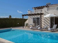 Coral Bay Beach Breeze Villa 