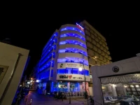 Les Palmiers Luxury Suites 