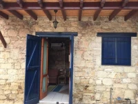 Iolandi House 